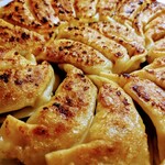 お持ち帰り専門店 餃子家 龍 - フッフーン♪