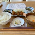 Kokappouohashiakihabararibingu - 鯵たたきしそ諸味噌とチキン南蛮990円