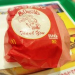 マクドナルド - アメリカ創成期のマクドナルドのキャラクター「スピーディー」がデザインされた袋