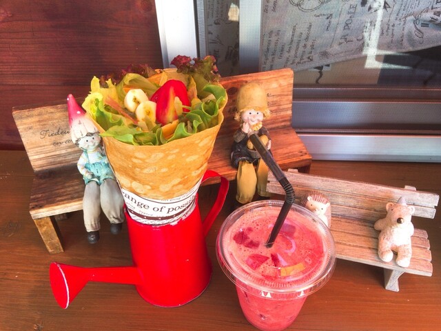 ラクチュナット レッド フルーツ リーフレット