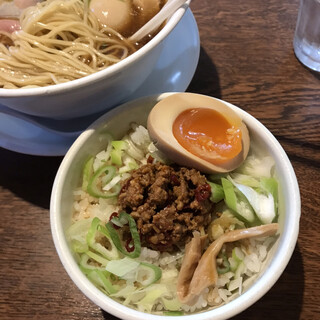 Mendukuri Aozora - 台湾飯、喜元門的には辛肉飯。やっぱこれ好き❤️