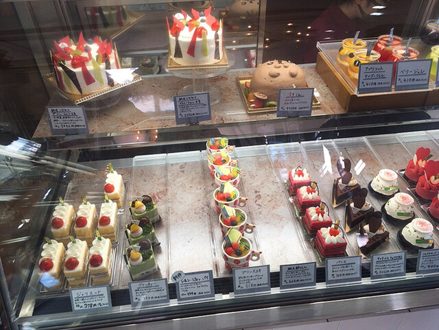 パティスリー ピアジェ 児島本店 児島 ケーキ 食べログ パティスリー ピアジェ 児島本店 児島 ケーキ 食べログ