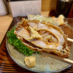 とんかつ一幸 - 和がらしを付けて…(^^)