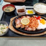 Doraibuin Kinkai - 焼肉定食。