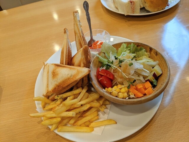 カフェ ボンボン Cafe Bombom 阿波富田 カフェ 食べログ カフェ ボンボン Cafe Bombom 阿波富田 カフェ 食べログ