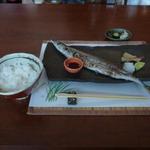 吉向 - 鮮度の良い秋刀魚ですがもう少し火を入れて欲しいですね！