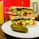 ブラザーズ - アボカド&クリームチーズサンド