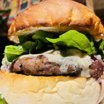 folk burgers&beers - ゴルゴンベリーバーガー