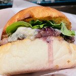 folk burgers&beers - ゴルゴンベリーバーガー