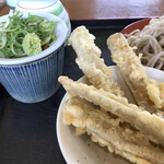 Yamauchi - ごぼう天と蕎麦つゆの薬味