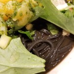 麺屋 六感堂 - 冷製 烏賊ブラック＋いかマリネ増し