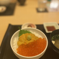 函館うに むらかみ 日本生命札幌ビル店 - 