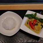 Siri's Thai Kitchen - グリーンカレー