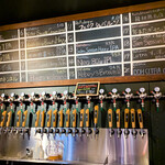 リパブリュー - この日のタップリスト(全て自社製ビール)