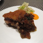 レストラン バカール - 伊万里牛のレア・メンチカツ、エシャロット・ソースで2