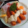 城東食堂 - 大海老が4本も(￣□￣;)!!
たっぷりウマウマのタルタル！
目玉焼きに醤油を垂らして
海老フライに絡めて(´Д｀)ﾊｧ…
めちゃ満足の900円也