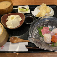 魚感うえさき - お造り定食