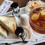 シマノコーヒー 大正館 - ハムチーズエッグヤキサンドのモーニングセット¥700