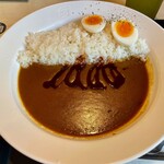 マイカリー食堂 - プレーンカレー 中濃ソースをかけて