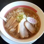 幸楽苑 - しじみエキス入醤油ラーメン(400円也) 朝ラー大盛無料中！