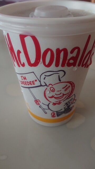 マクドナルド イオン白河西郷店 &ndash; 手軽に楽しめるハンバーガーとファミリー向けサービス