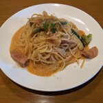 イル・ウエスギ  - 野菜入りトマトカルボナーラ