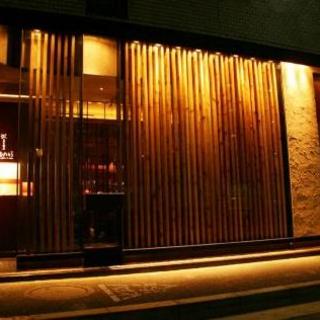 Momotaro has an appearance similar to a traditional Japanese restaurant. (It's open until 6am.)