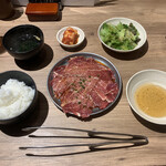 Yakiniku Hiroshouten - ツラミ定食（ごはん小）旨し( ´ ▽ ` )