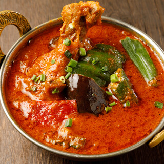 ``Butter chicken curry'' with an authentic taste. Use of authentic spices