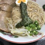 南製麺所 - 料理写真:塩ラーメン550円＋チャーシュー220円