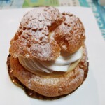 フランス菓子 アン・ファミーユ - シュークリーム