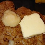 バッファローキング - ニンニクたっぷり乗せて