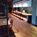 由縁別邸代田 割烹 月かげ - カウンター席では単独さんの利用もあり！