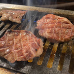 焼肉男マンモス - 