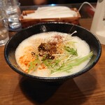 コジーナ邸 鶏白湯ラーメンと豪快な居酒屋料理＆鍋 - 
