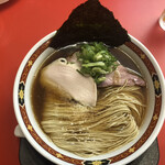 中華そば 麺や食堂 - 醤油　メソマそば　９３０円
      メンマ見えないでしょ、チャーシューの下に隠されてたw