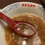Marutakaya - 油カス入ったスープ