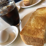喫茶 安里 - モーニングはトーストとゆで卵
