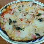 フィオレンティーナ - キノコとベーコンのピッツア