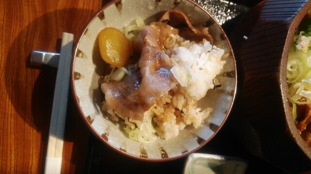 『大洲名物とんくりまぶし 大洲炉端 油屋』by NO WARNING : 大洲炉端 油屋 - 伊予大洲/居酒屋 [食べログ]