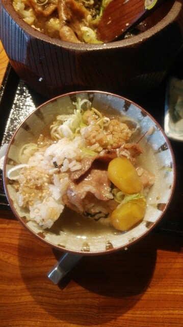 『大洲名物とんくりまぶし 大洲炉端 油屋』by NO WARNING : 大洲炉端 油屋 - 伊予大洲/居酒屋 [食べログ]