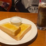 カフェティグレ - アイスコーヒーとモーニングセット