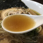 中華そば 味万 - スープ