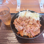 カルビ丼とスン豆腐専門店 韓丼 - 