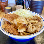 かつや - 合い盛り丼　715円