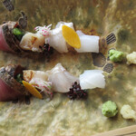 伊勢宮川の里 鄙茅 - お造り(カツオのたたき、ホタテ、カラスカレイ、スミイカ)×2人分