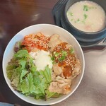 韓美食 オンギージョンギー - サムギョプサル丼