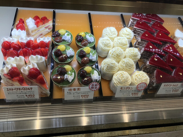 モーツァルト シュロスガッセ モーツアルト 県庁通り ケーキ 食べログ モーツァルト シュロスガッセ モーツアルト 県庁通り ケーキ 食べログ