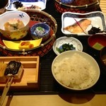 Toufu Ryouri Kichiza - 前菜、味噌田楽、栗ご飯、鮭の西京焼き