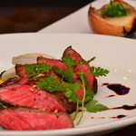 オーチョ - 黒毛和牛レアステーキ　＝焦がしバター醤油風＝